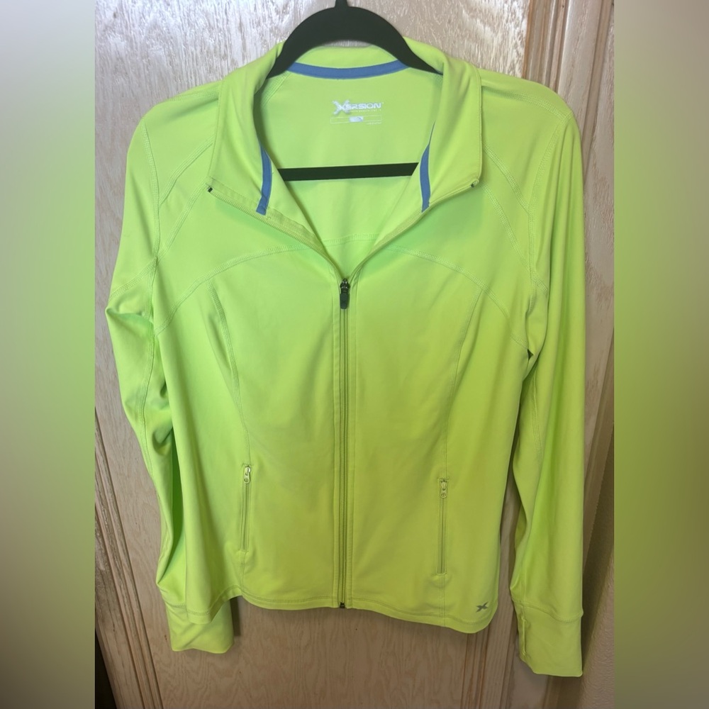 Xersion Performance Full Zip Lightweight Jacket Women Sz L Thumbholes Activewear
